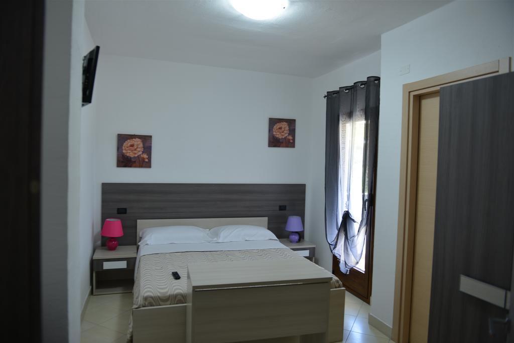 B&Birs Oliena Ruang foto