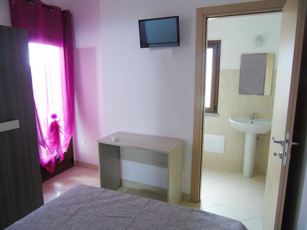 B&Birs Oliena Ruang foto